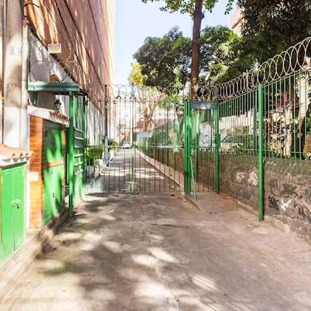 Quarto Em Casa De Vila Em Botafogo, Rio De Janeiro Bagian luar foto