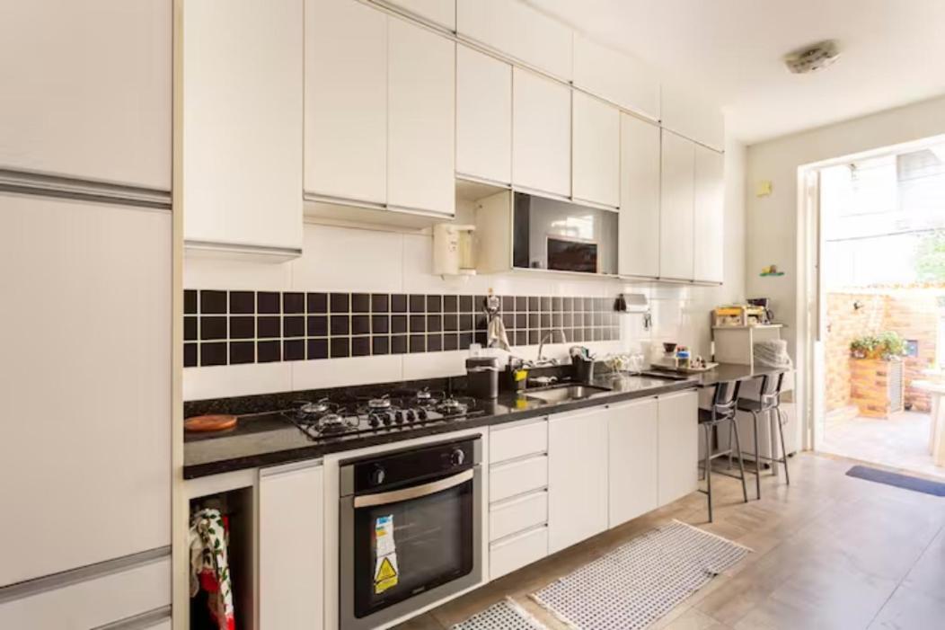 Quarto Em Casa De Vila Em Botafogo, Rio De Janeiro Bagian luar foto