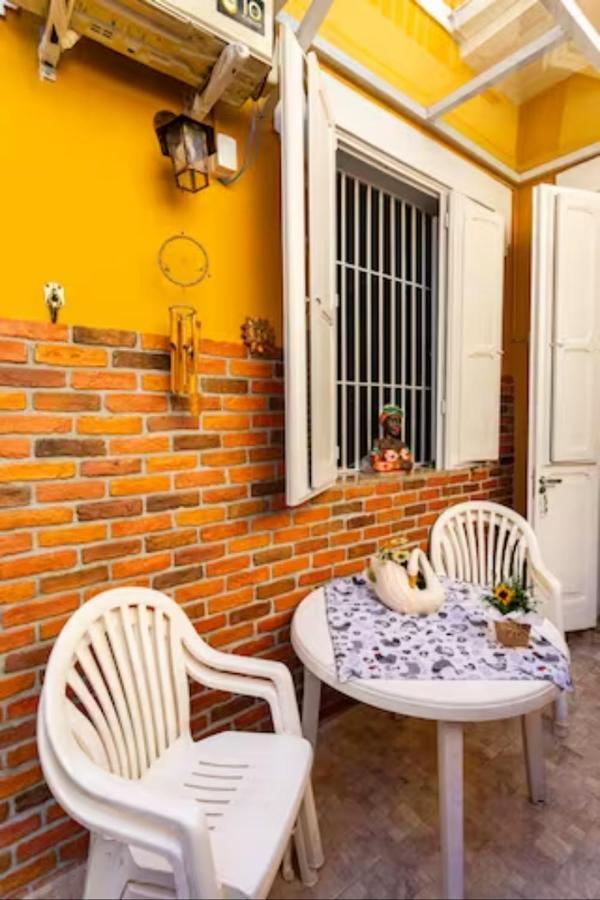 Quarto Em Casa De Vila Em Botafogo, Rio De Janeiro Bagian luar foto
